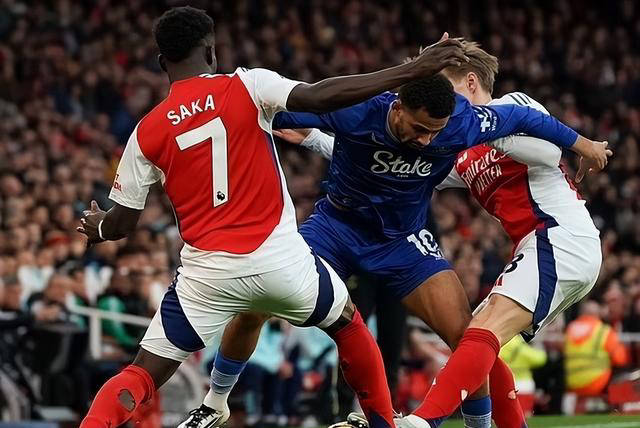 世体：莫里巴在塞尔塔重获新生，成为球队核心并有望重返顶级（世体：莫里巴在塞尔塔焕发新生，跻身球队中枢，有望重返顶级舞台）