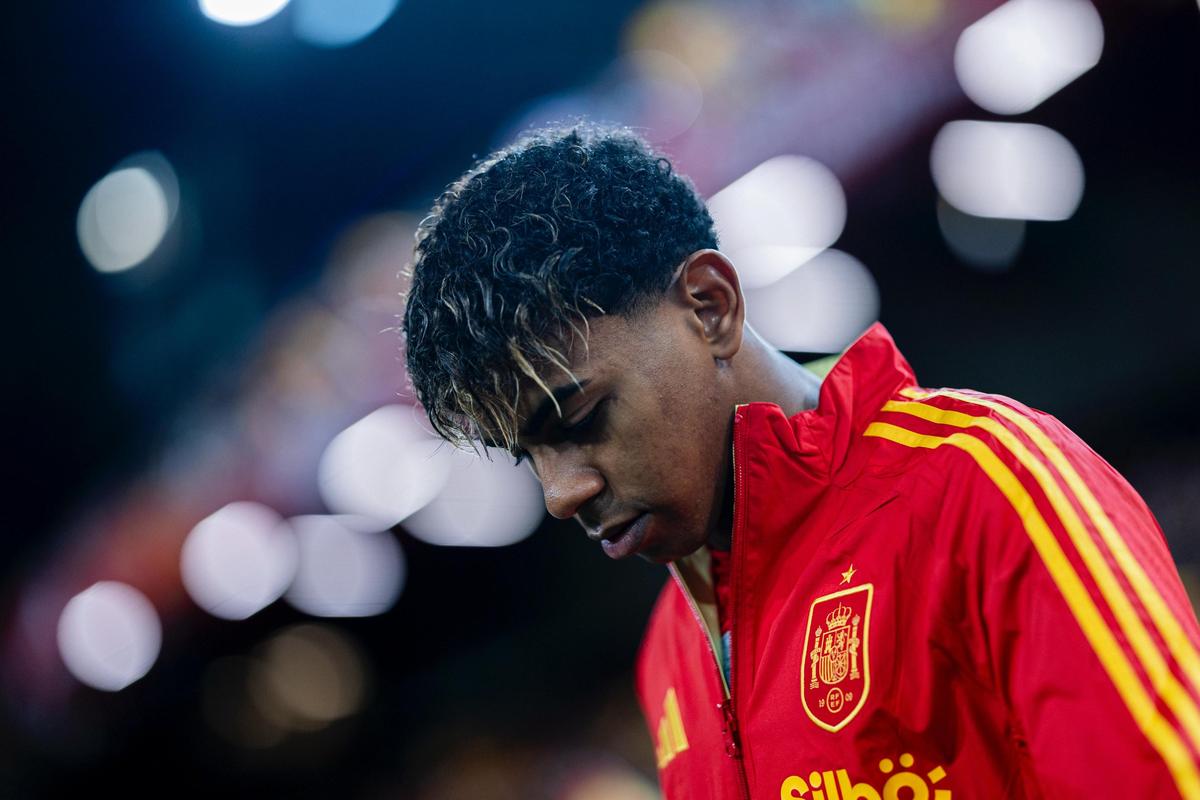 首尔主帅：赛前和林加德讨论过，让他更好地去领导球队（首尔主帅：赛前已与林加德沟通 期望其更好带队）