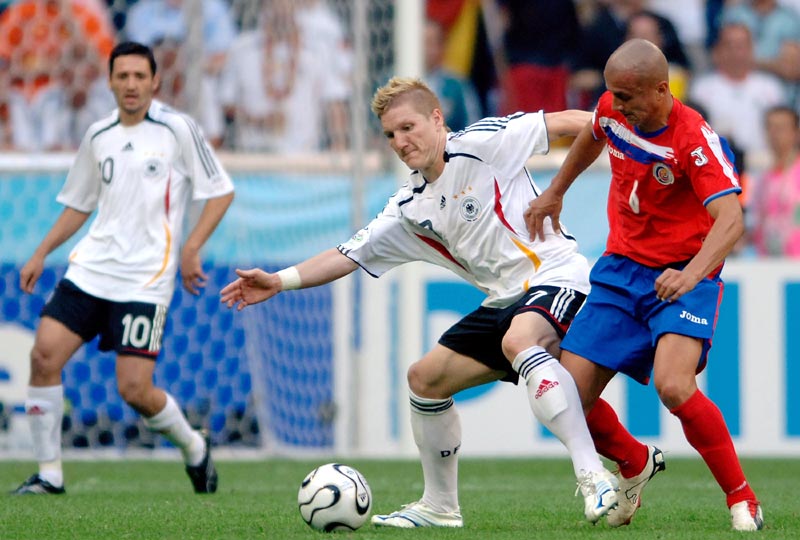 意媒：国米本周派球探现场考察了焦瓦内和穆哈雷莫维奇（意媒称，国米本周派出球探现场考察焦瓦内与穆哈雷莫维奇）