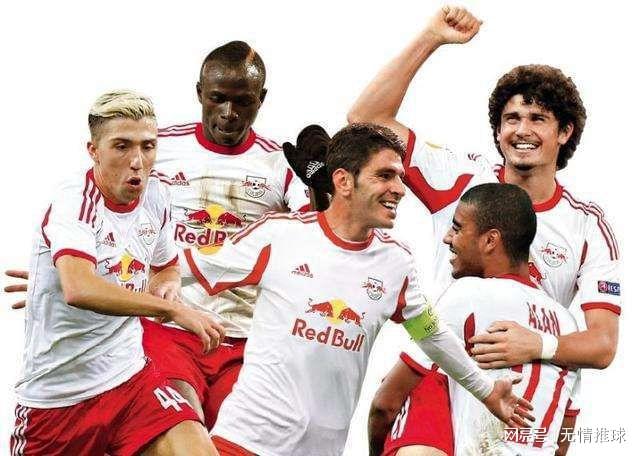 罗马诺：我可以保证，曼联将在明年签下一到两名重量级中场（罗马诺：确定无疑，曼联明年将引进一至两名顶级中场）