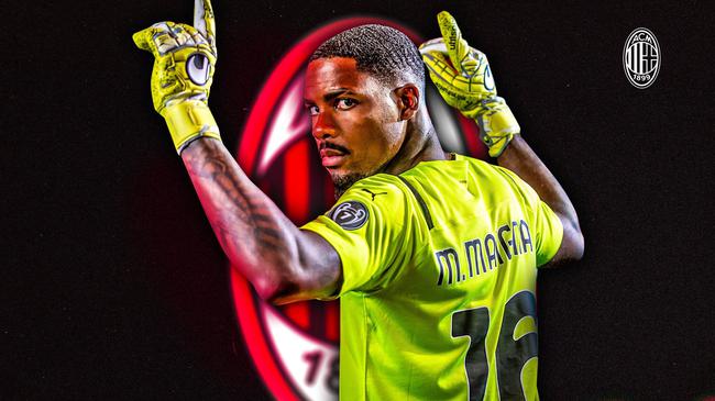 科尔：梅尔顿会频繁出现在收官阵容中，他能打两个后卫位置（科尔：梅尔顿将常驻关键时刻阵容，可兼任一、二号位）