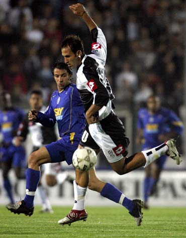 埃迪·豪：双方都没多少机会，胜负最终由一粒诡异进球决定（埃迪·豪：两队机会寥寥，离奇一球定胜负）