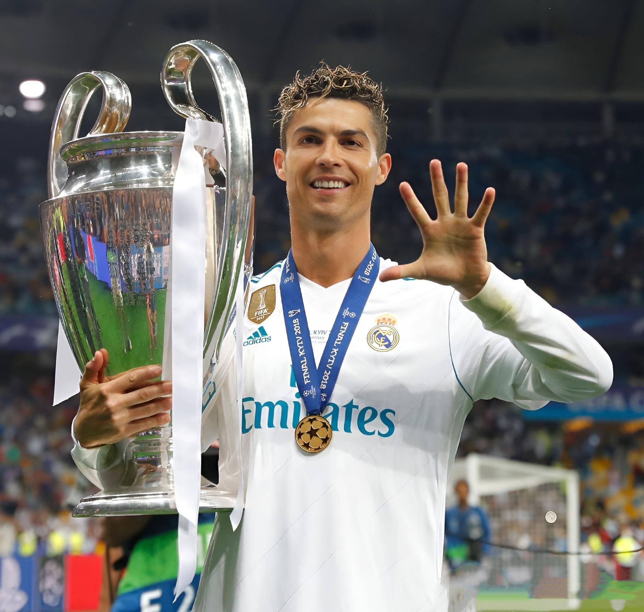 萨尔瓦多：从国家队到青训，我喜欢关注中国足球的每一个层面（萨尔瓦多：无论国家队还是青训，中国足球的每个环节我都关心）