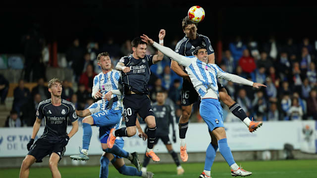 他又是最后一攻的英雄（他又一次成为决胜时刻的英雄）