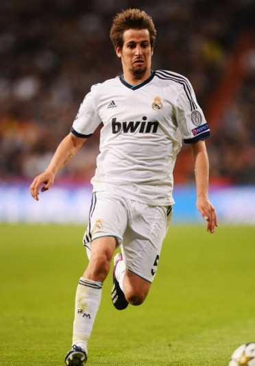 西媒：梅西下榻酒店距诺坎普仅1分钟车程（西媒：梅西入住酒店离诺坎普开车一分钟即到）