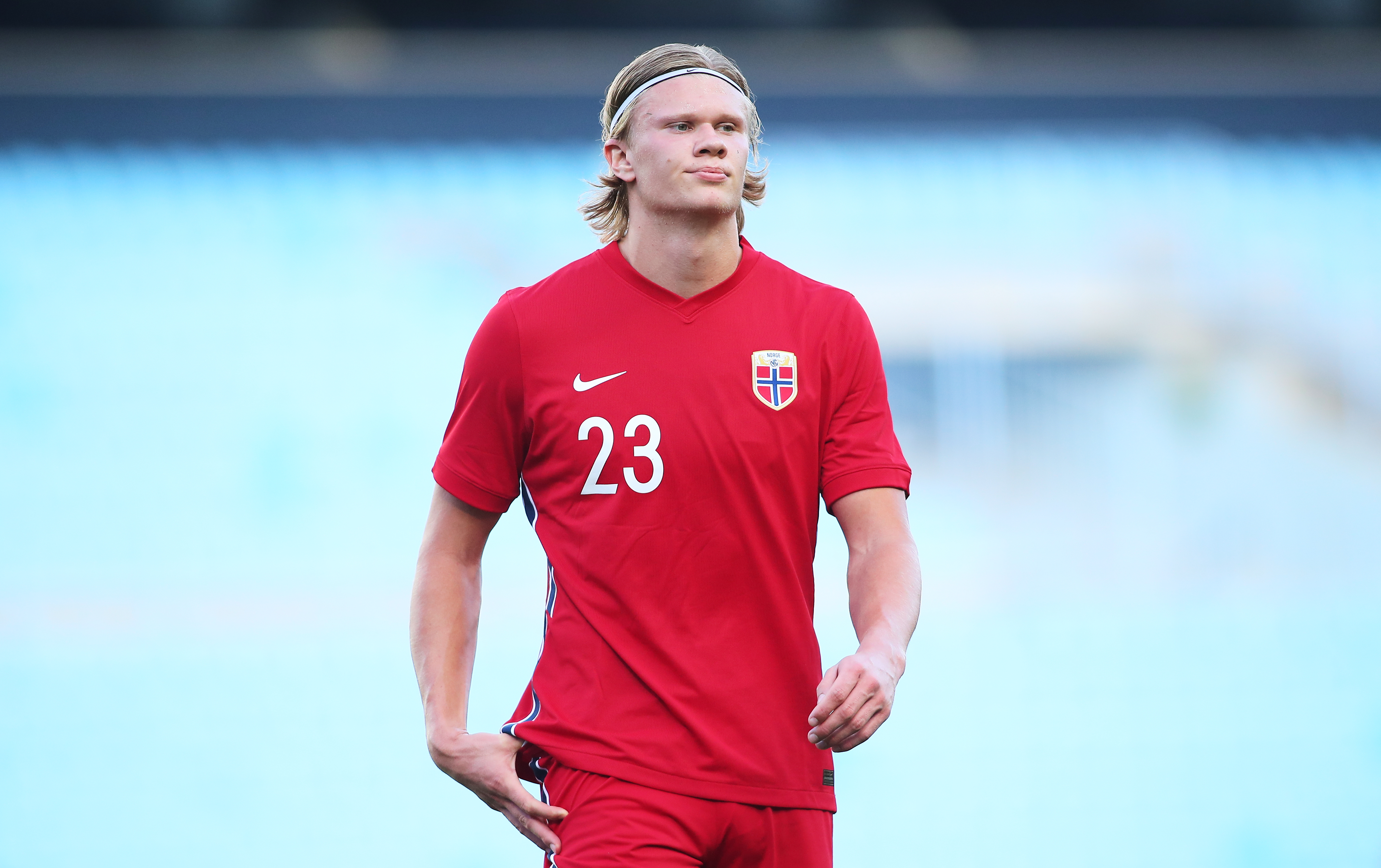 官方：皇家社会与达尼-迪亚斯续约，为近期完成的第七笔续约（官宣：皇家社会与达尼-迪亚斯完成续约，系近期第七笔）