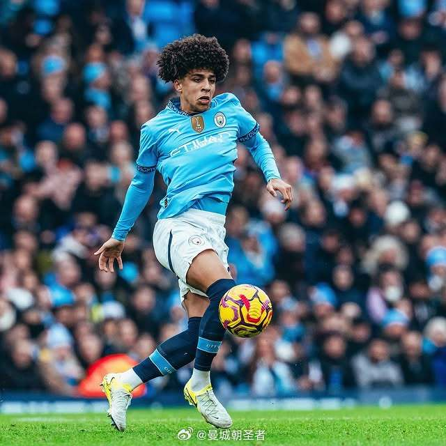 客战多特蒙德贡献帽子戏法+绝平，昂达夫当选全场最佳球员（客场对多特戴帽并读秒绝平，昂达夫荣膺全场最佳）