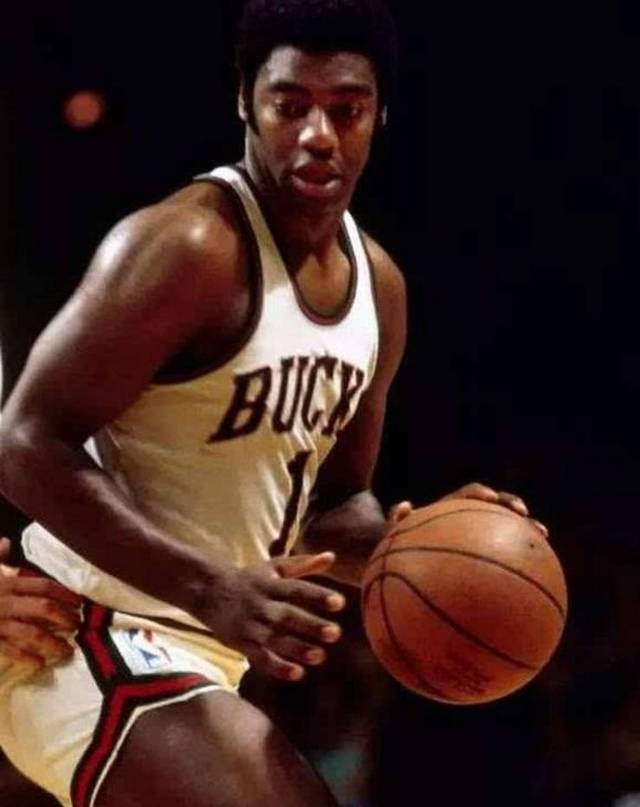 不仅有现役 不仅有现役